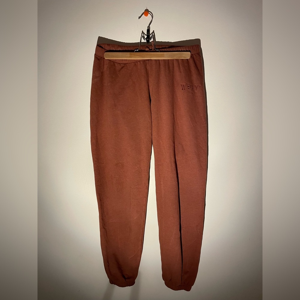 WSLY rust colored sweatpants size M